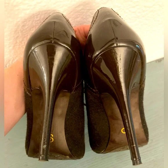 Circa Joan and David stiletto ankle booties - Picture 4 of 7